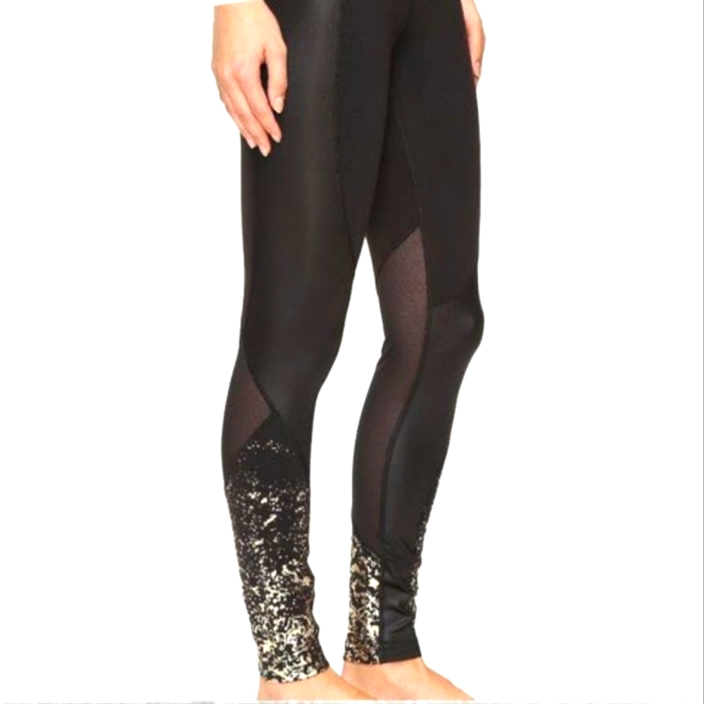 Women's New Balance black leggings  ✨️